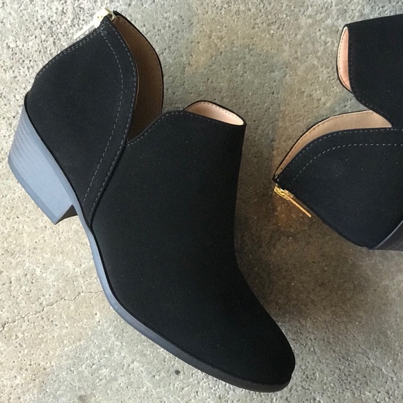 Soda Black on Black Low 1.75” Heel Ankle Bootie - Picture 3 of 7